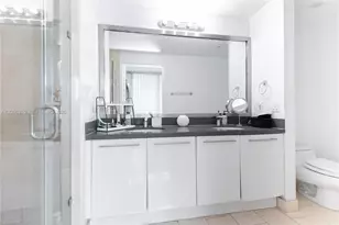 90 SW 3rd St, Miami, FL 33130 - Photo 11