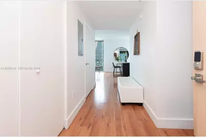 90 SW 3rd St #2113, Miami, FL 33130 - Photo 21