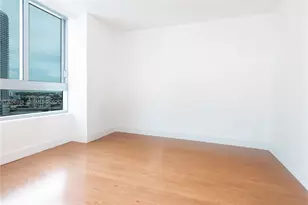 90 SW 3rd St, Miami, FL 33130 - Photo 15