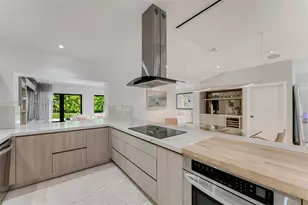 771 Fairway Dr, Miami Beach, FL 33141 - Photo 9