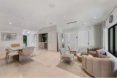 771 Fairway Dr, Miami Beach, FL 33141 - Photo 11