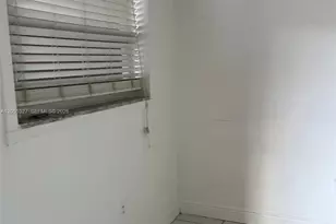 1265 W 24th St, Hialeah, FL 33010 - Photo 11
