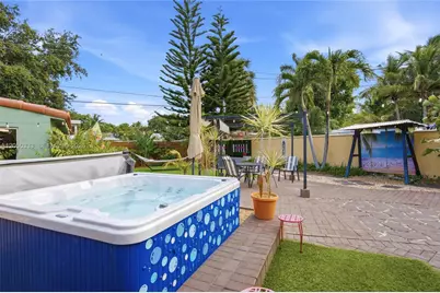 2538 Liberty St, Hollywood, FL 33020 - Photo 35