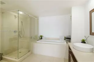 495 Brickell Ave, Miami, FL 33131 - Photo 9