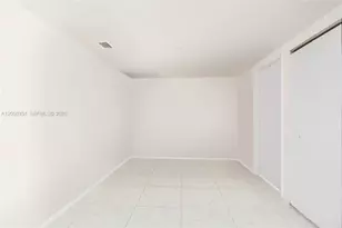 495 Brickell Ave, Miami, FL 33131 - Photo 15