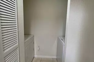 2006 Belmont Ln, North Lauderdale, FL 33068 - Photo 9