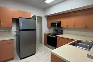 2006 Belmont Ln, North Lauderdale, FL 33068 - Photo 5