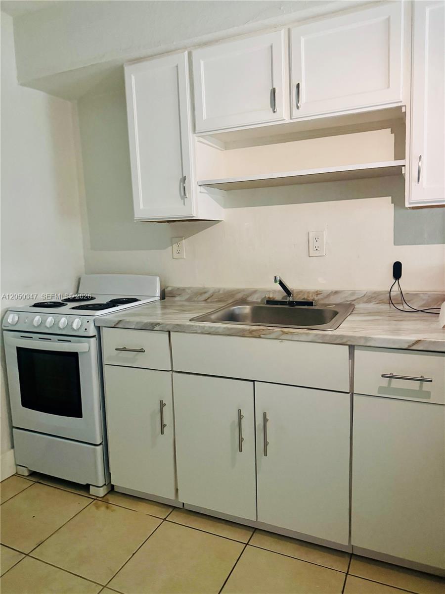 800 NW 56th St #3 - 800 NW 56th St #3, Miami, FL 33127 Luxury Property | Jose Angel Pina