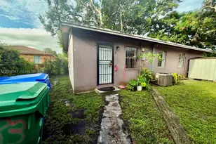 800 NW 56th St, Miami, FL 33127 - Photo 15