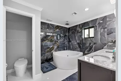 8024 SW 91st Ave, Miami, FL 33173 - Photo 11