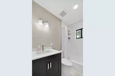 8024 SW 91st Ave, Miami, FL 33173 - Photo 13
