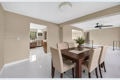 8024 SW 91st Ave, Miami, FL 33173 - Photo 7