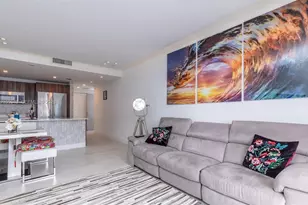 488 NE 18th St, Miami, FL 33132 - Photo 3