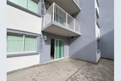 2415 NW 16th St Rd #207-1, Miami, FL 33125 - Photo 9