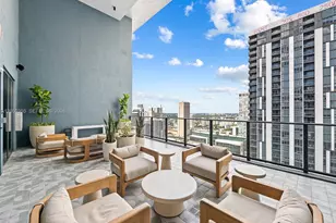 121 NE 5th St, Miami, FL 33132 - Photo 33