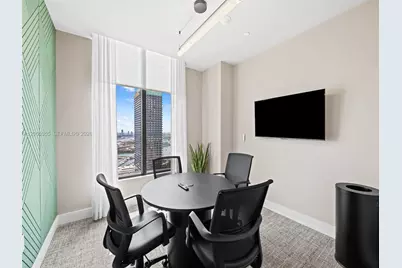 121 NE 5th St #3704, Miami, FL 33132 - Photo 29
