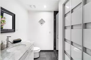 900 Biscayne Blvd, Miami, FL 33132 - Photo 19