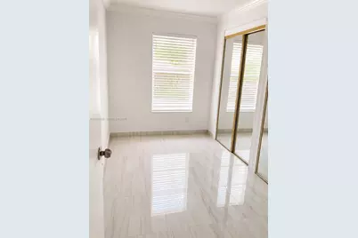 6345 W 16th Ave, Hialeah, FL 33012 - Photo 7