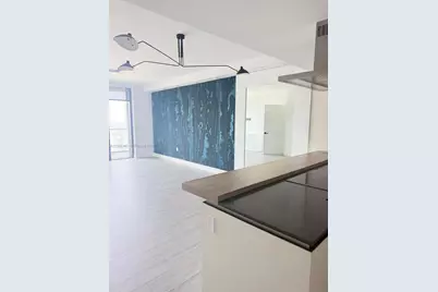 1000 Brickell Plz #3308, Miami, FL 33131 - Photo 3