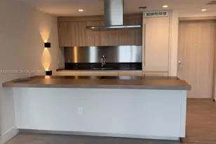 1000 Brickell Plaza, Miami, FL 33131 - Photo 7
