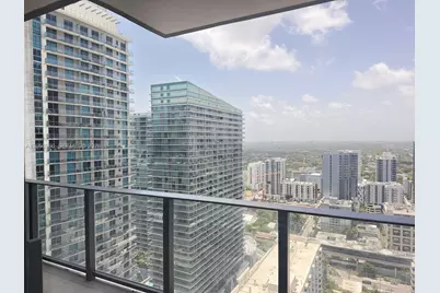 1000 Brickell Plz #3308, Miami, FL 33131 - Photo 13