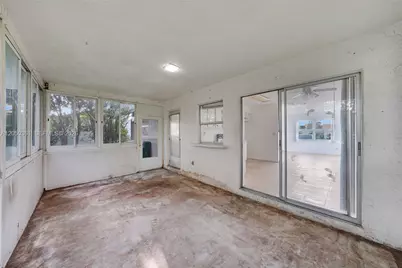 9800 NW 70th Ct, Tamarac, FL 33321 - Photo 13