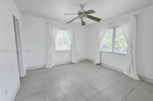 724 SW 7th Terrace, Hallandale Beach, FL 33009 - Photo 15