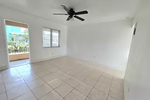 724 SW 7th Terrace, Hallandale Beach, FL 33009 - Photo 5