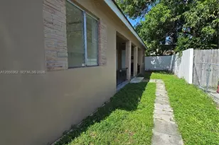 724 SW 7th Terrace, Hallandale Beach, FL 33009 - Photo 15