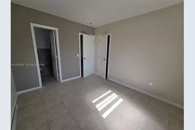 724 SW 7th Ter #1-2, Hallandale Beach, FL 33009 - Photo 13