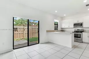 21071 NE 8th Ave, Miami, FL 33179 - Photo 5
