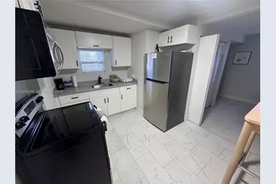 2211 NW 82nd St #2, Miami, FL 33147 - Photo 11