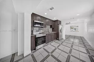 6161 E 4th Ave, Hialeah, FL 33013 - Photo 11