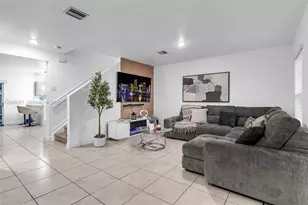 533 NE 5th Pl, Florida City, FL 33034 - Photo 3