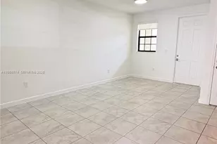 125 SE 34th Terrace, Homestead, FL 33033 - Photo 3