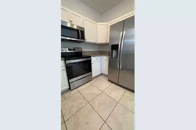 125 SE 34th Ter, Homestead, FL 33033 - Photo 13