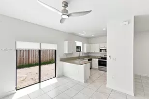 125 SE 34th Terrace, Homestead, FL 33033 - Photo 7