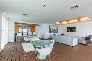 55 SE 6th St, Miami, FL 33131 - Photo 29
