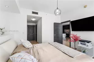 900 Biscayne Blvd, Miami, FL 33132 - Photo 35