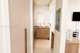 245 NE 33rd St, Miami, FL 33137 - Photo 7