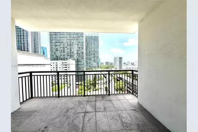 999 SW 1st Ave #1204, Miami, FL 33130 - Photo 3