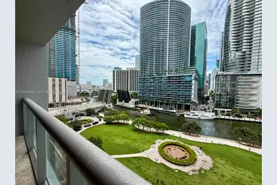 475 Brickell Ave #1012, Miami, FL 33131 - Photo 3