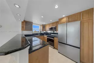 720 Collins Ave, Miami Beach, FL 33139 - Photo 11