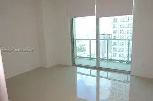 300 S Biscayne Blvd, Miami, FL 33131 - Photo 11
