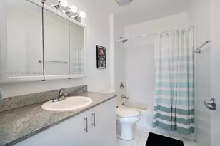444 NE 30th St, Miami, FL 33137 - Photo 19