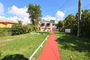 2615 SW 20th St, Miami, FL 33145 - Photo 3