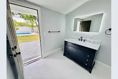1017 E 19 Ave #0, Tampa, FL 33605 - Photo 19