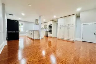 1017 E 19th Ave, Tampa, FL 33605 - Photo 9