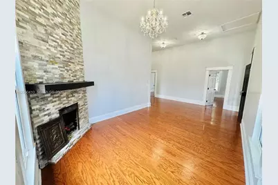 1017 E 19 Ave #0, Tampa, FL 33605 - Photo 5
