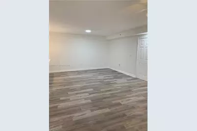 323 Navarre Ave #203, Coral Gables, FL 33134 - Photo 11